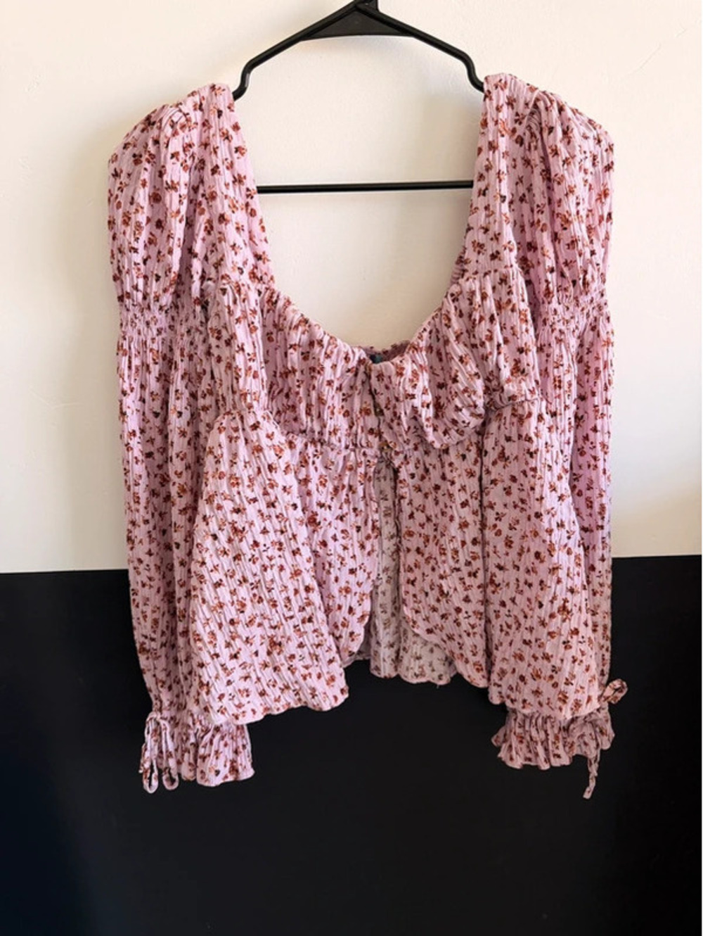 Urban Outfitters Size Medium Floral Top